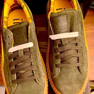 Fenty Puma by Rihanna cleated Creeper Suede woman’s